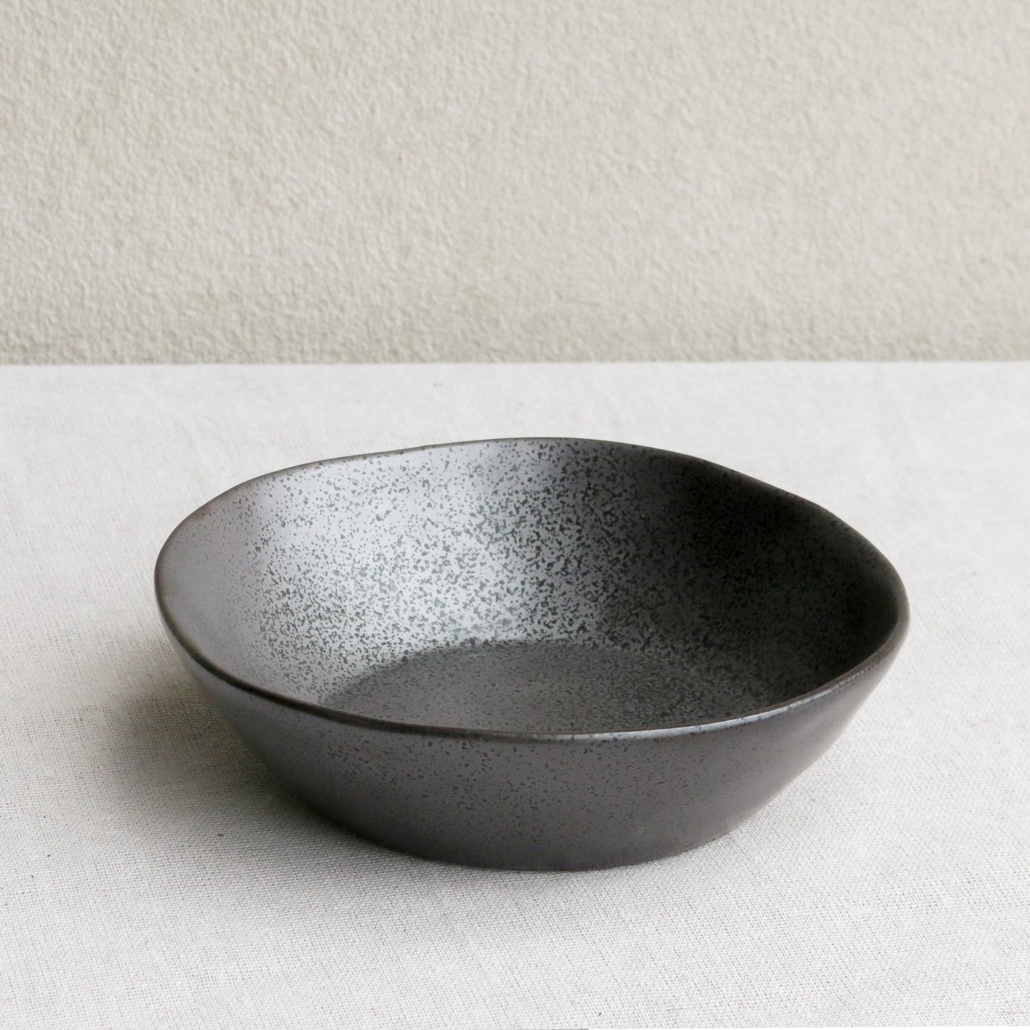 12-Piece Earth Dinnerware Set/Black